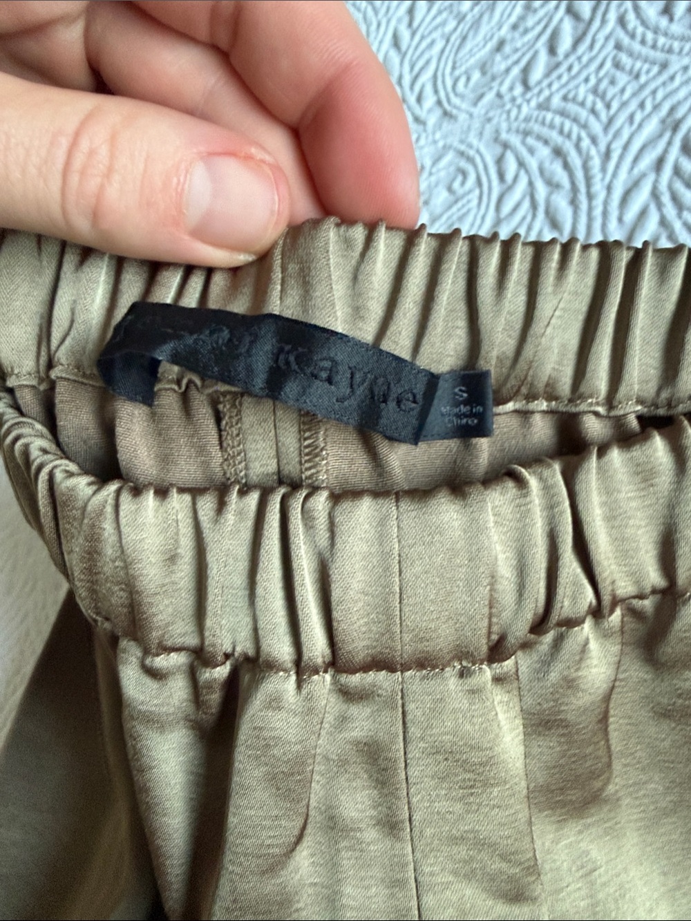 Never worn - Jenni Kayne Olive rayon Pants